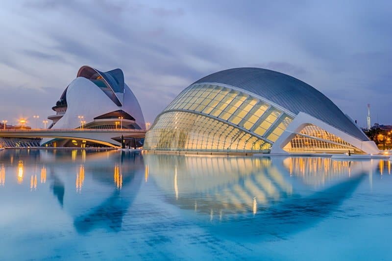 image lugares IMPRESIONANTES en Valencia Ciudad de las Artes y las Ciencas Valencia