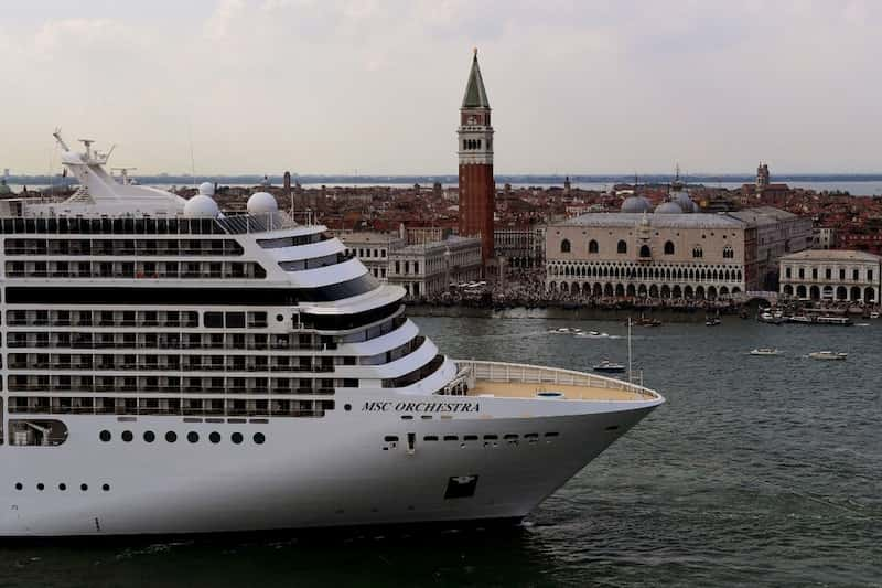 Crucero en la laguna de Venecia