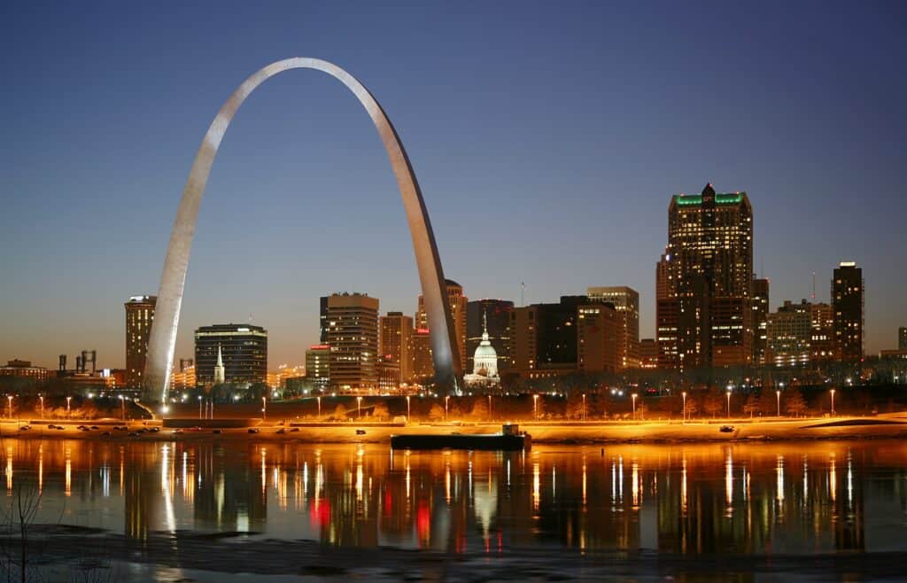 image mejores lugares del mundo St Louis night expblend