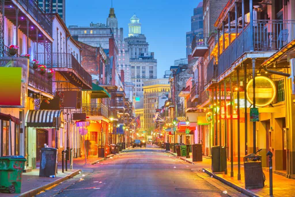 image mejores lugares del mundo bigstock bourbon st new orleans louis 296163070