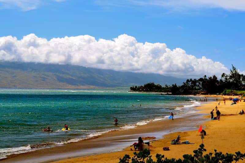 impuesto Maui, Hawái, planea incorporar un nuevo impuesto debido al exceso de turismo Playas de Maui, Hawái