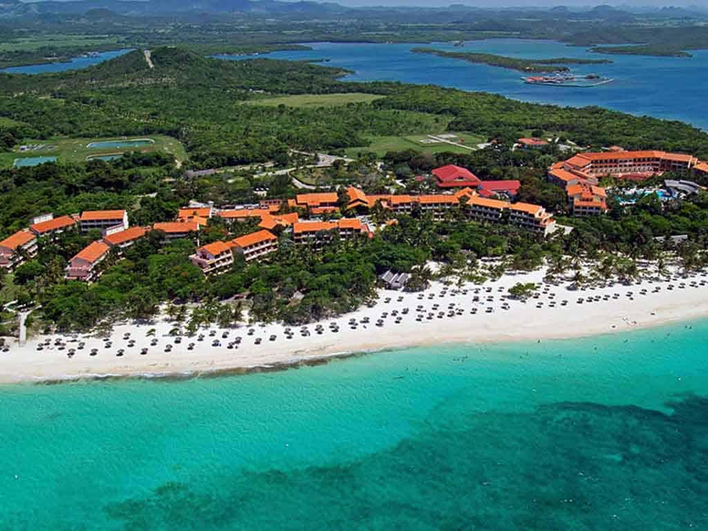 Las 6 mejores playas de cuba: Playa Holguín