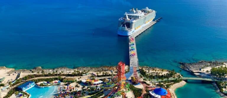 Pasajeros de cruceros que lleguen a Bahamas tendrán que estar vacunados contra el COVID-19