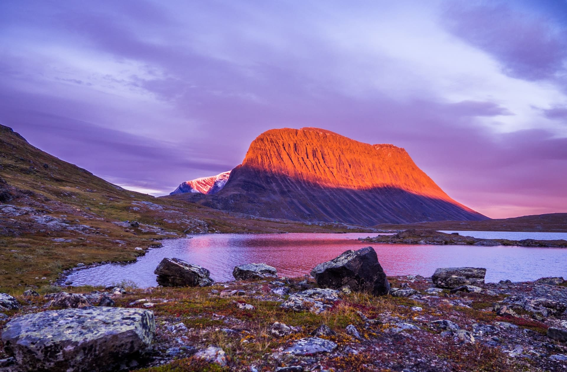 Una montaña de Suecia perdió 2 metros de altura en un año