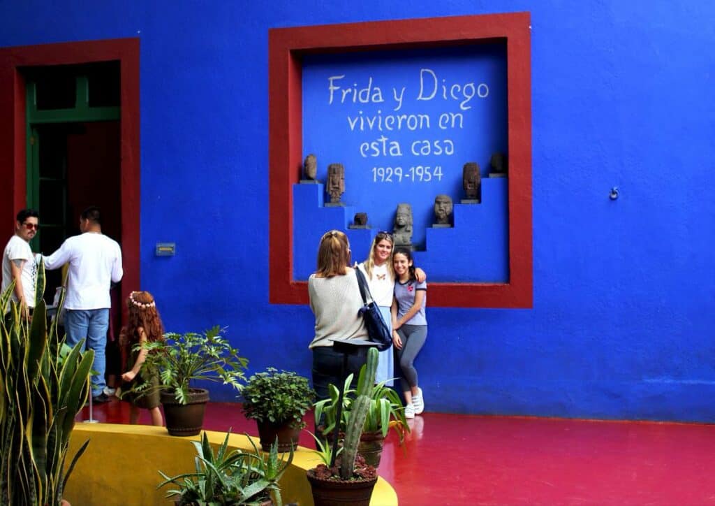 image viaje a Ciudad de México con poco presupuesto museo frida kahlo cdmx