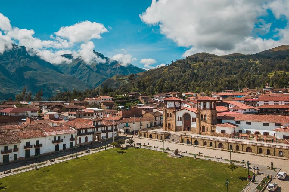 image pueblos de perú Chacas cascohistórico