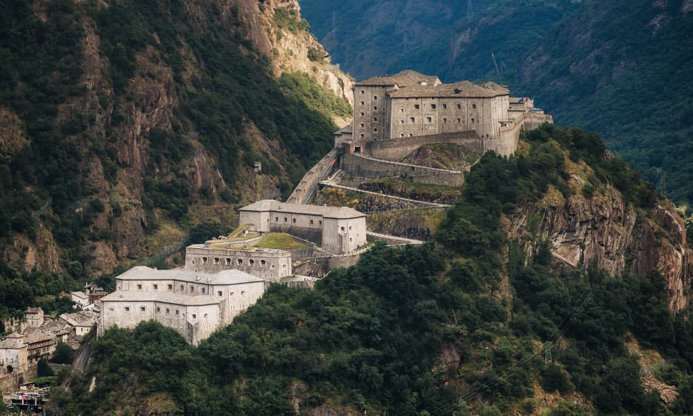 image región de Italia Fuerte de Bard Valle de Aosta atraccion popular en italia