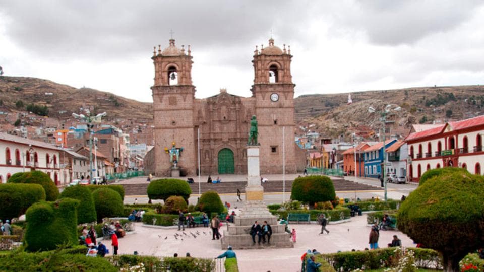 image qué hacer en Puno Puno plaza de armas 1