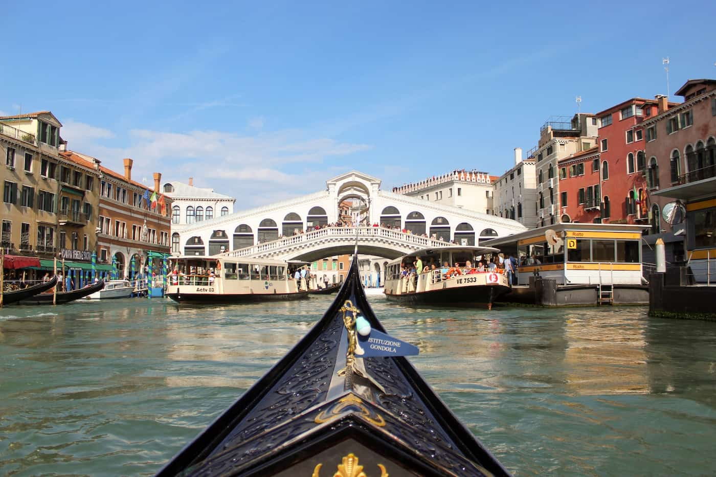 Venecia toma nuevas medidas para controlar el turismo masivo