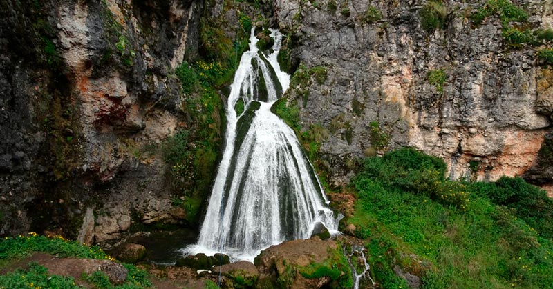 image pueblos de perú cascada la novia en cajamarca 1