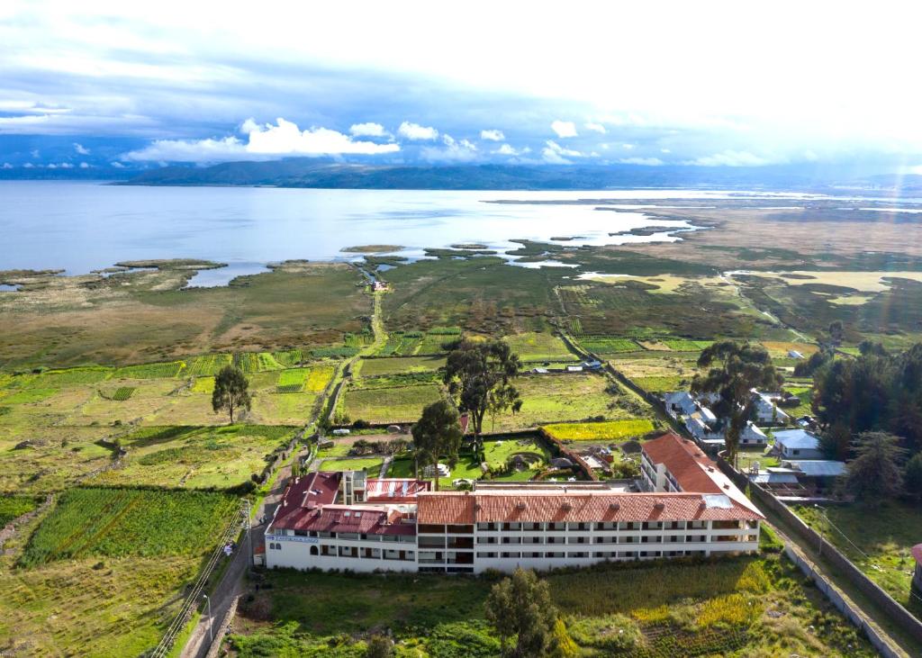 image qué hacer en Puno donde hospedarse en puno lago titicaca