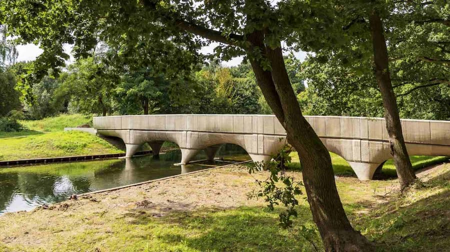 puente de hormigón impreso en 3D "más largo del mundo"