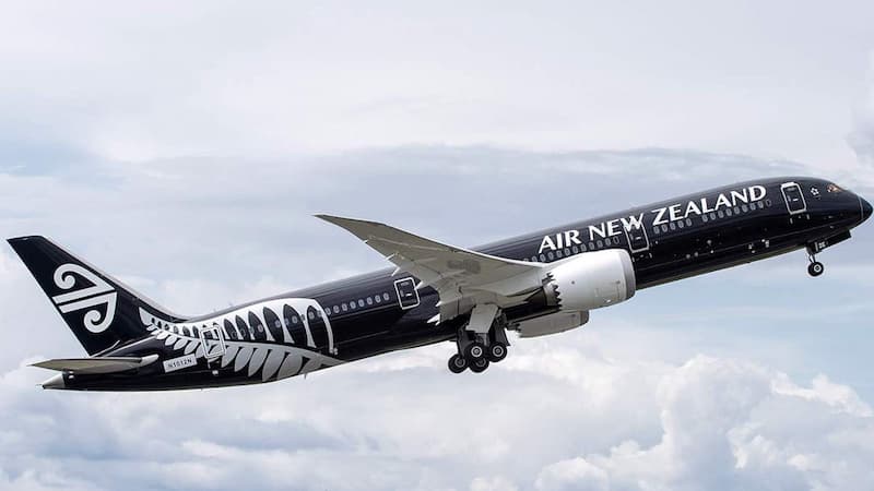 Vuelo de Air New Zealand - La compañía solicitará que sus pasajeros estén vacunados contra el COVID-19 en 2022