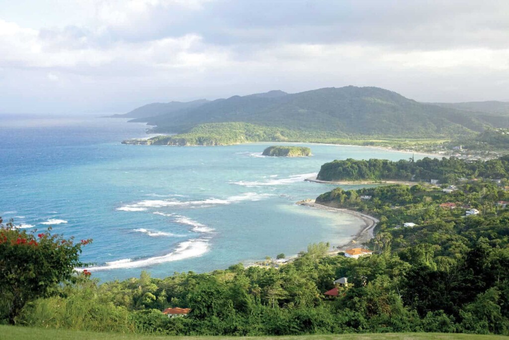 Catacumbas de Roma Viajes image Glamping en Tulum Jamaica la raiz caribena del agente 007 la Parroquia de Saint Mary Oracabessa y el GoldenEye