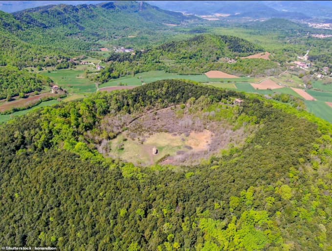  Parque Natural de la Zona Volcánica de La Garrotxa