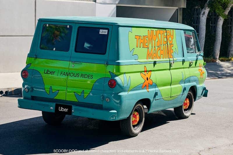 Uber celebra Halloween con sus vehículos - Scooby doo