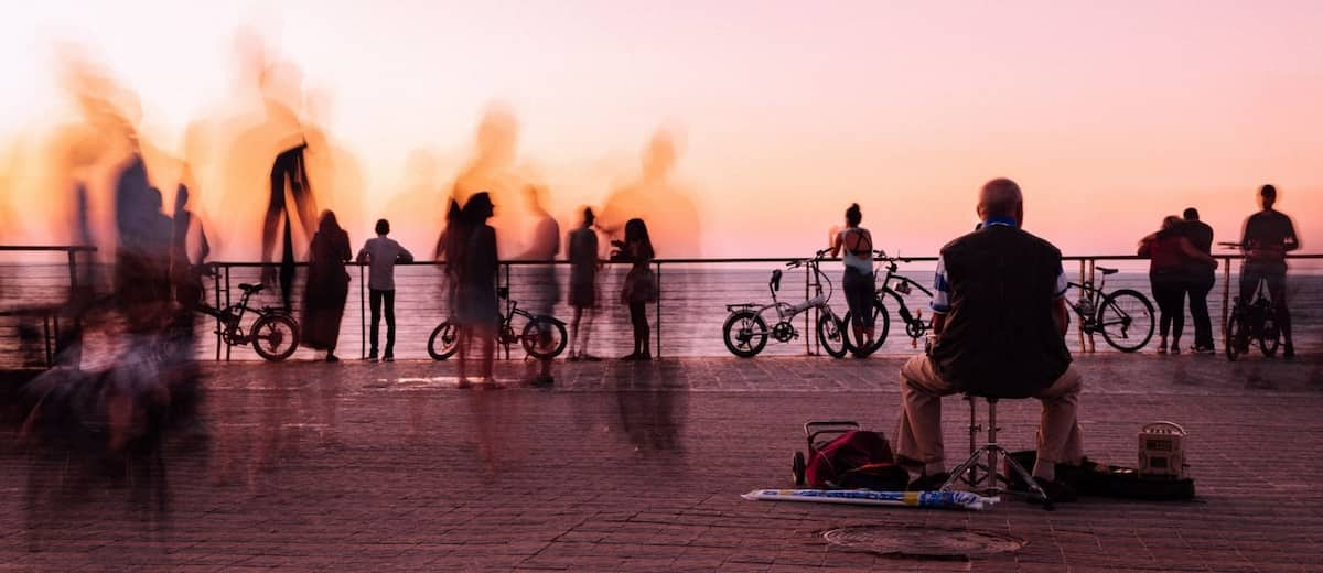 Israel recibe a turistas vacunados que viajen de forma individual, por primera vez en 18 meses