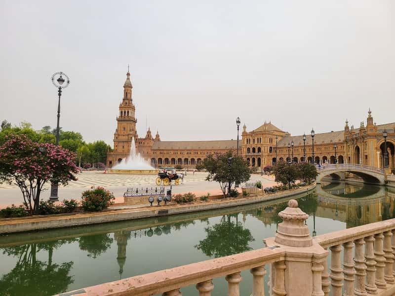 Lugares para ver en Sevilla - Plaza de España