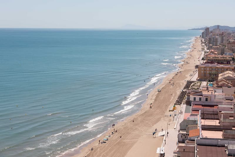 Lugares imperdibles en las playas de Valencia y alrededores - Playa del Perellonet