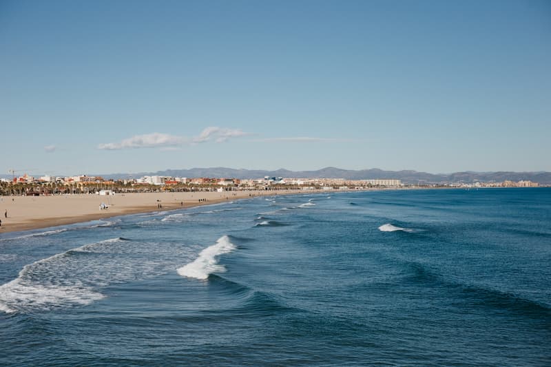 Lugares imperdibles en las playas de Valencia y alrededores