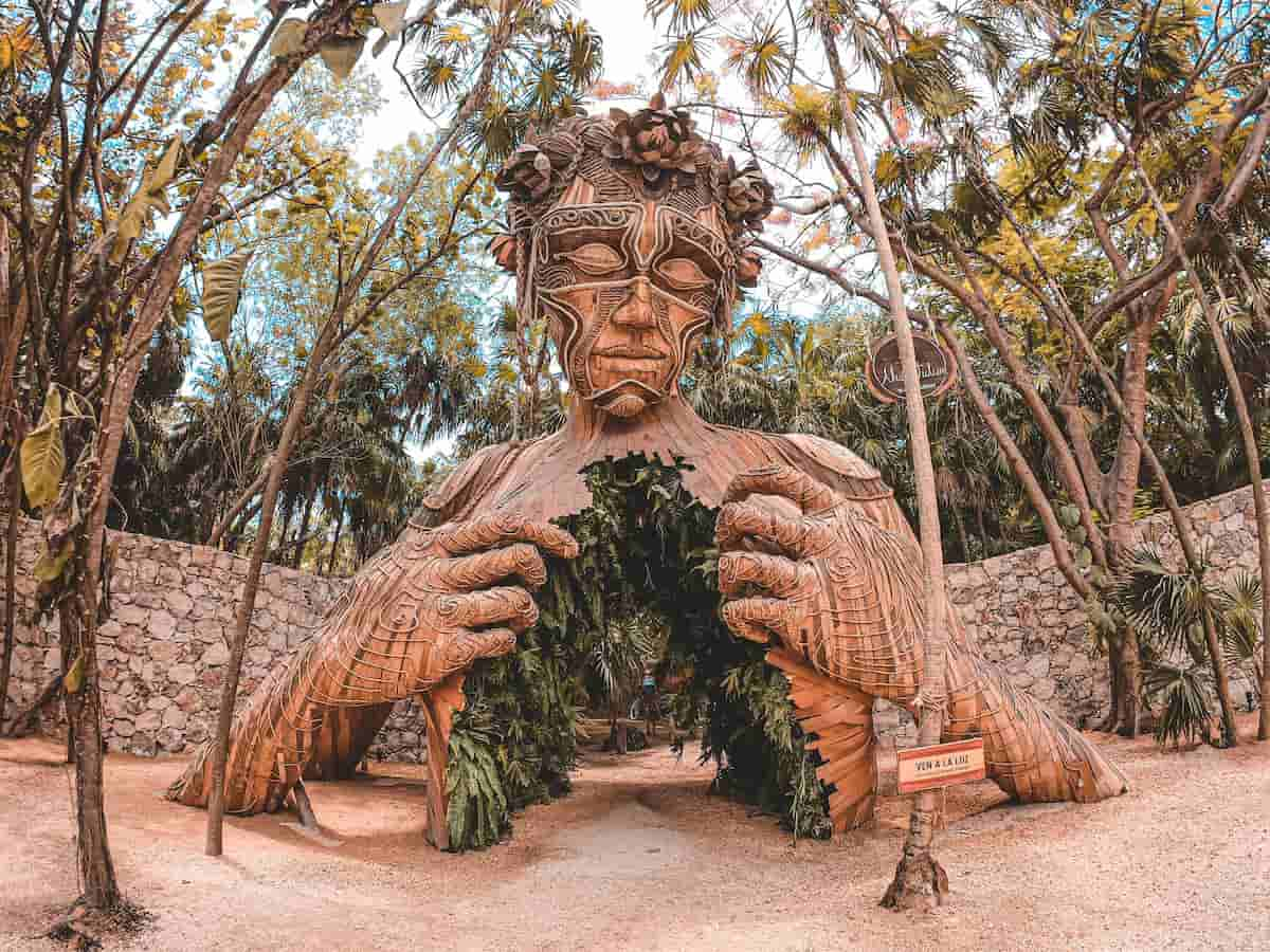 escultura-de-Tulum