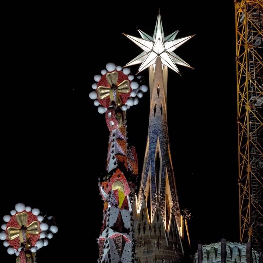 image estrella estrella sagrada familia 4