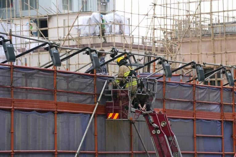 incendio en Hong Kong - bomberos