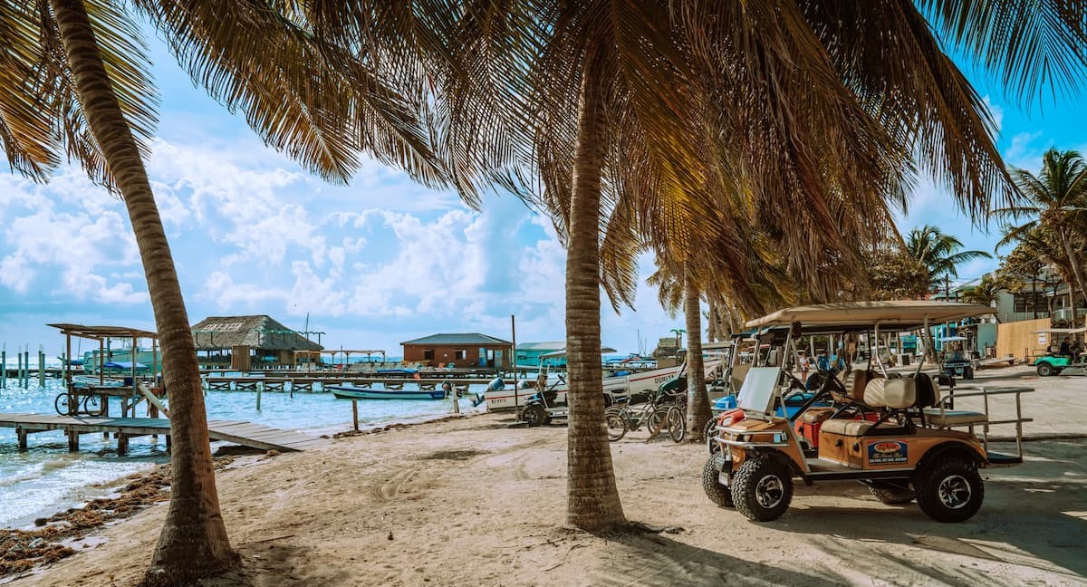 Las personas que viajen a Belice tendrán que contar con un seguro de viaje a partir de Febrero