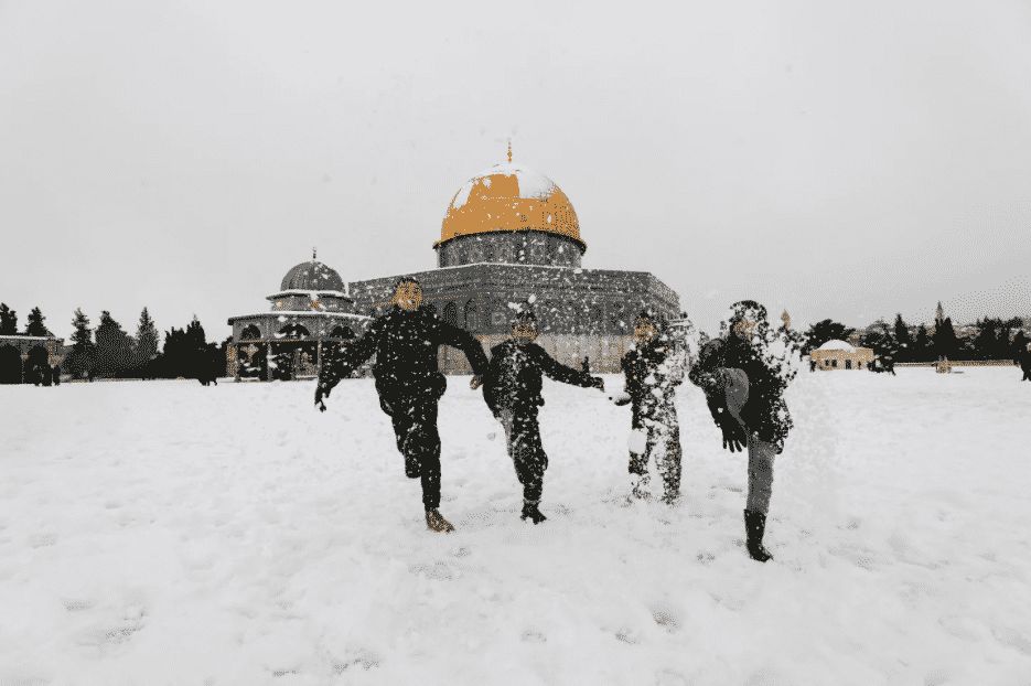 Jerusalén se tiñe de blanco tras una extraña nevada