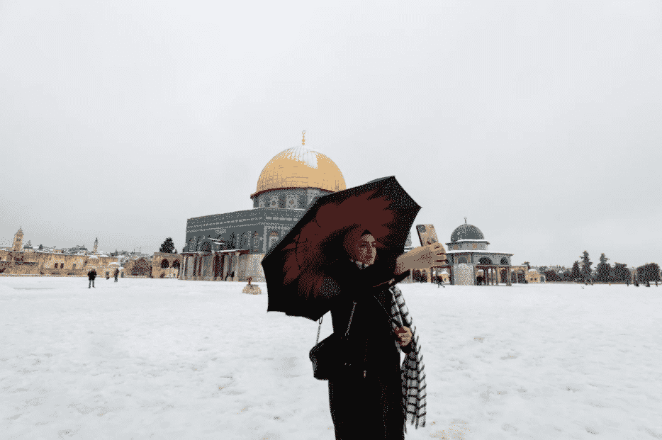 Jerusalén se tiñe de blanco tras una extraña nevada