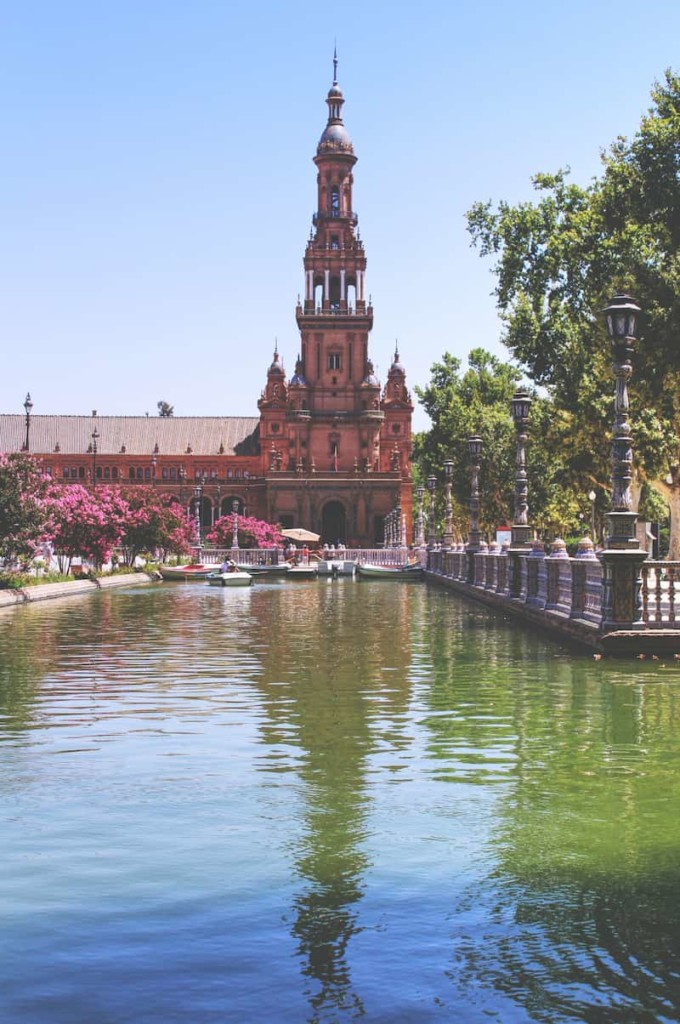 Plaza de España, Sevilla - Canal