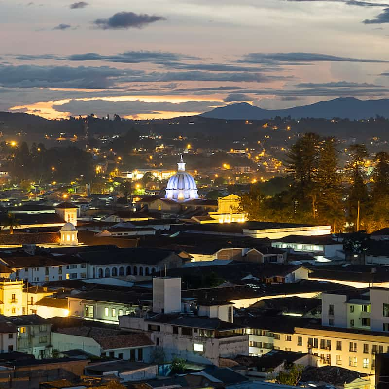 Que-hacer-por-la-noche-en-Colombia