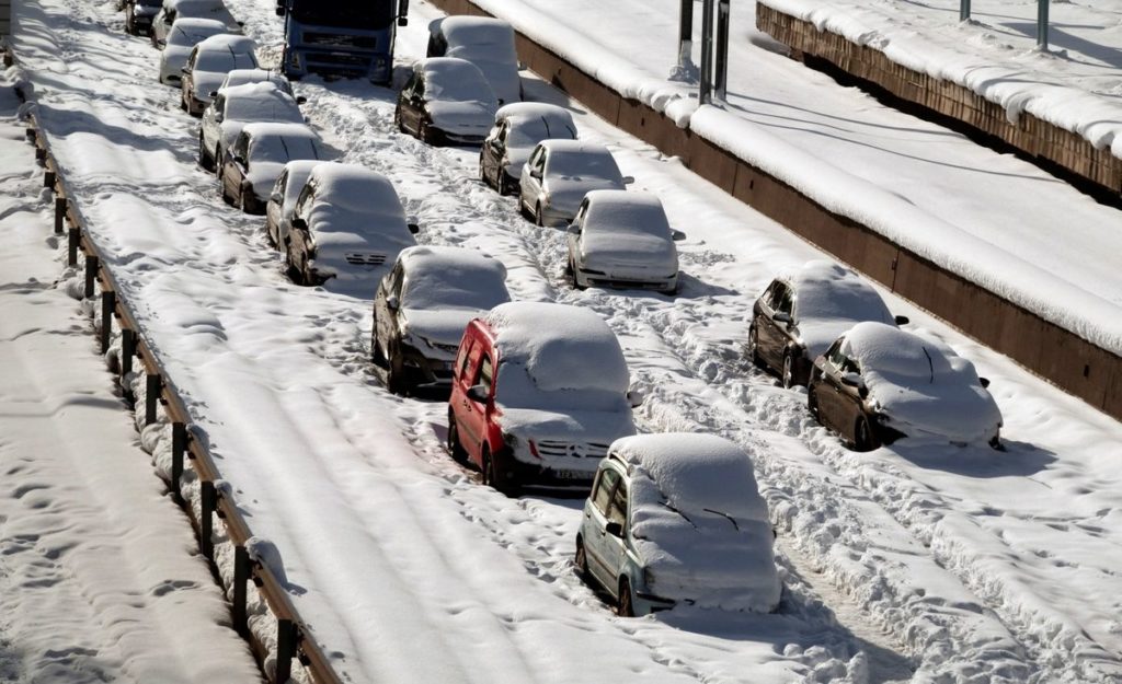 image temporal de nieve Un fuerte temporal de nieve deja impresionantes imagenes de Grecia cubierta de blanco 1