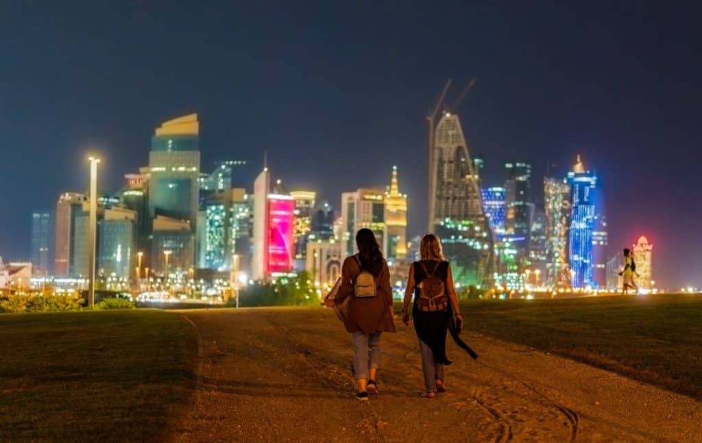 26 cosas que tienes que saber si piensas viajar a Qatar en 2022: vestimenta, moneda, idioma y más