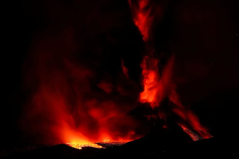 Monte Etna en erupción