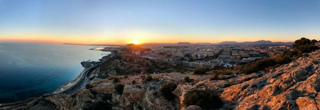 Te presentamos las 10 localidades con playas de Costa Blanca que no te puedes perder en España