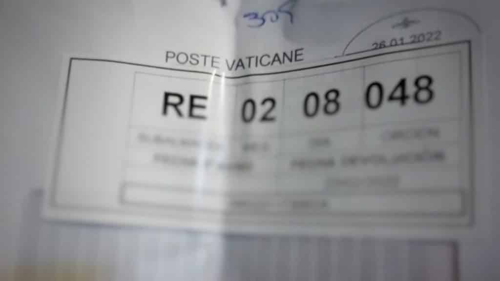 La policía de Nápoles está enviando multas haciéndose pasar por El Vaticano para que la gente las recoja