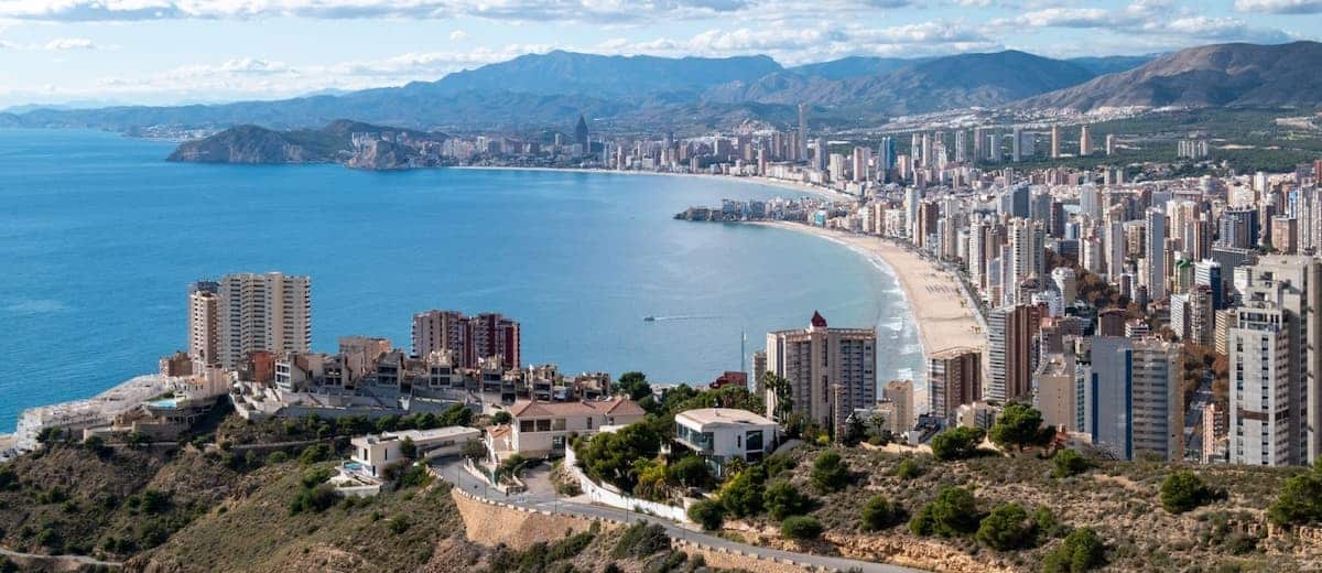 Te presentamos 9 actividades para hacer en Benidorm, una de las ciudades más bellas de la Comunidad Valenciana