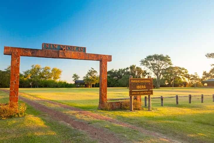 El Parque Nacional Iberá reabrió a visitantes luego de los incendios que destruyeron más de un millón de hectáreas