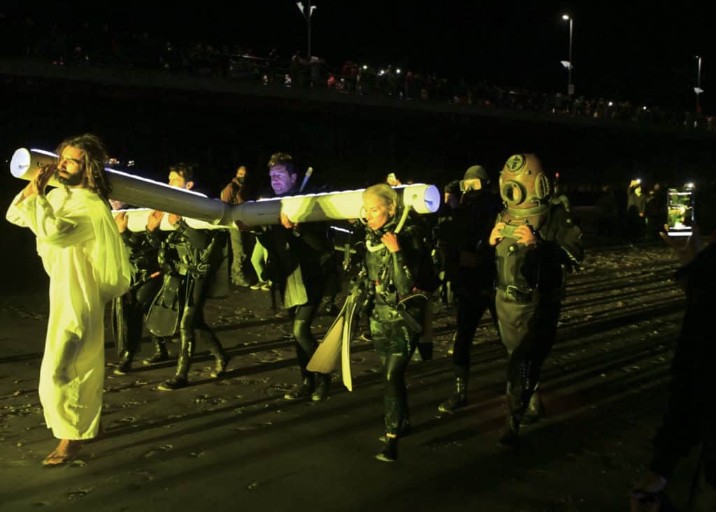 image Vía Crucis Submarino via crucis submarino puerto madryn argentina 1