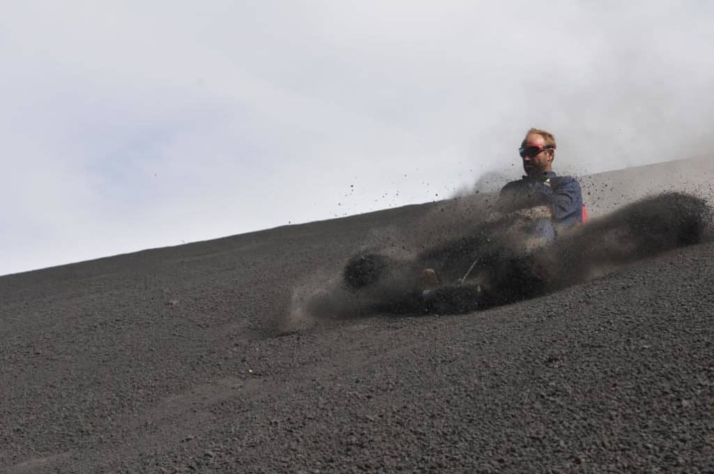 Volcano boarding en Nicaragua