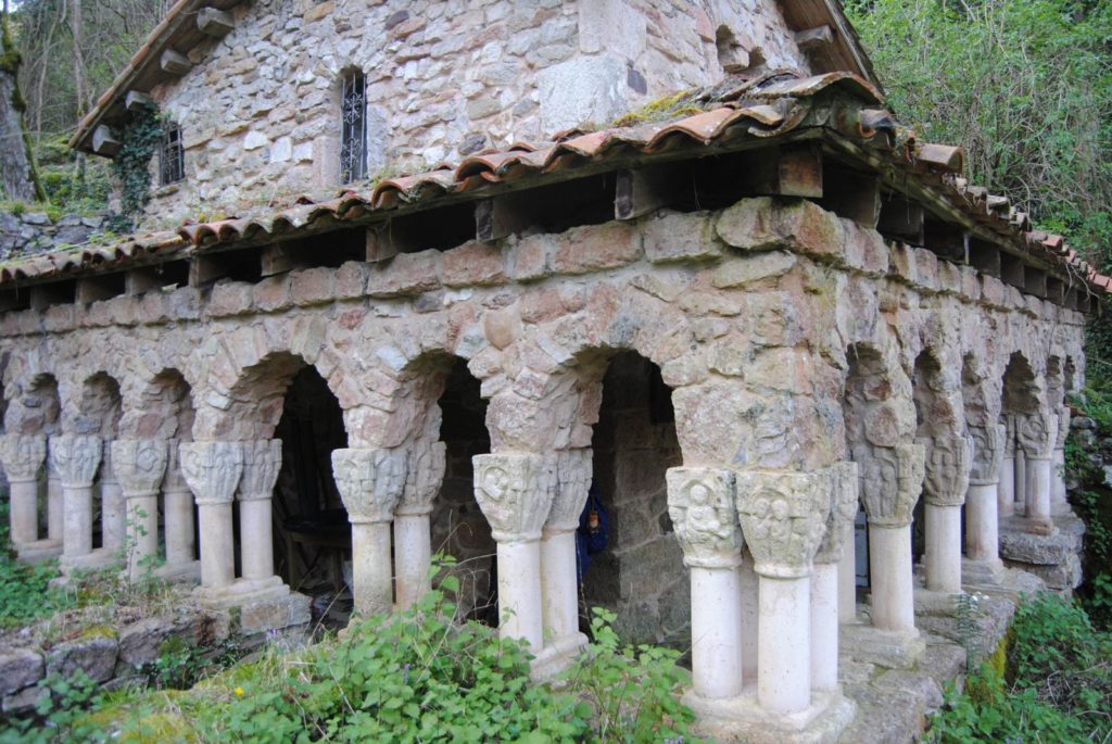 En fotos: conoce los 5 pueblos abandonados más hermosos de Asturias 