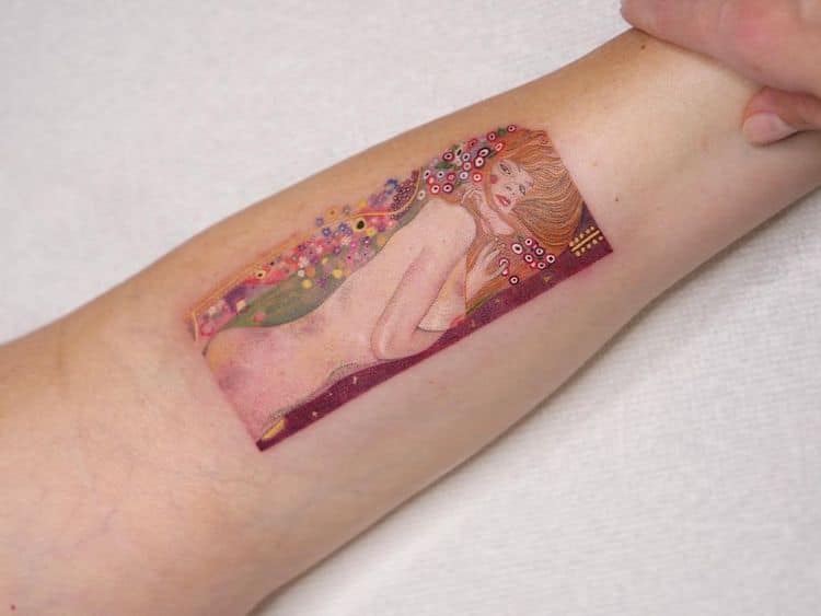 image tatuajes de líneas finas eva 0