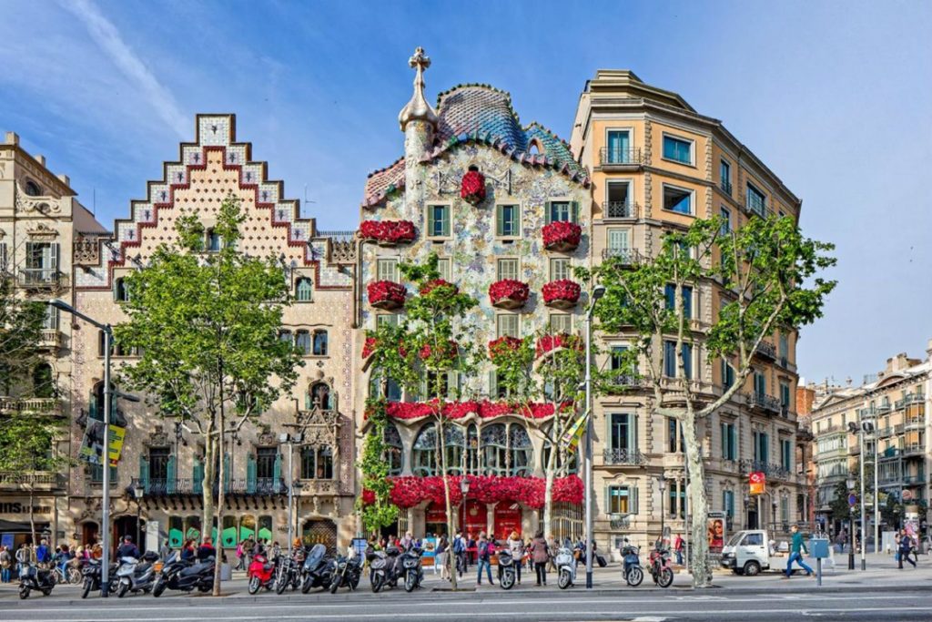 image Sant Jordi fachada sant jordi celebracion 23 de abril