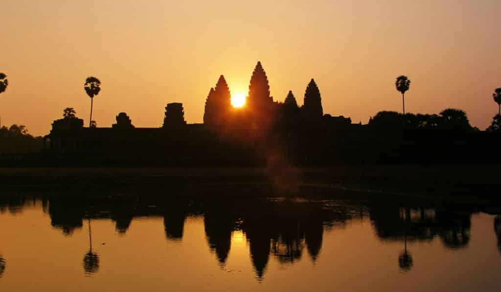 image atardeceres templo listo