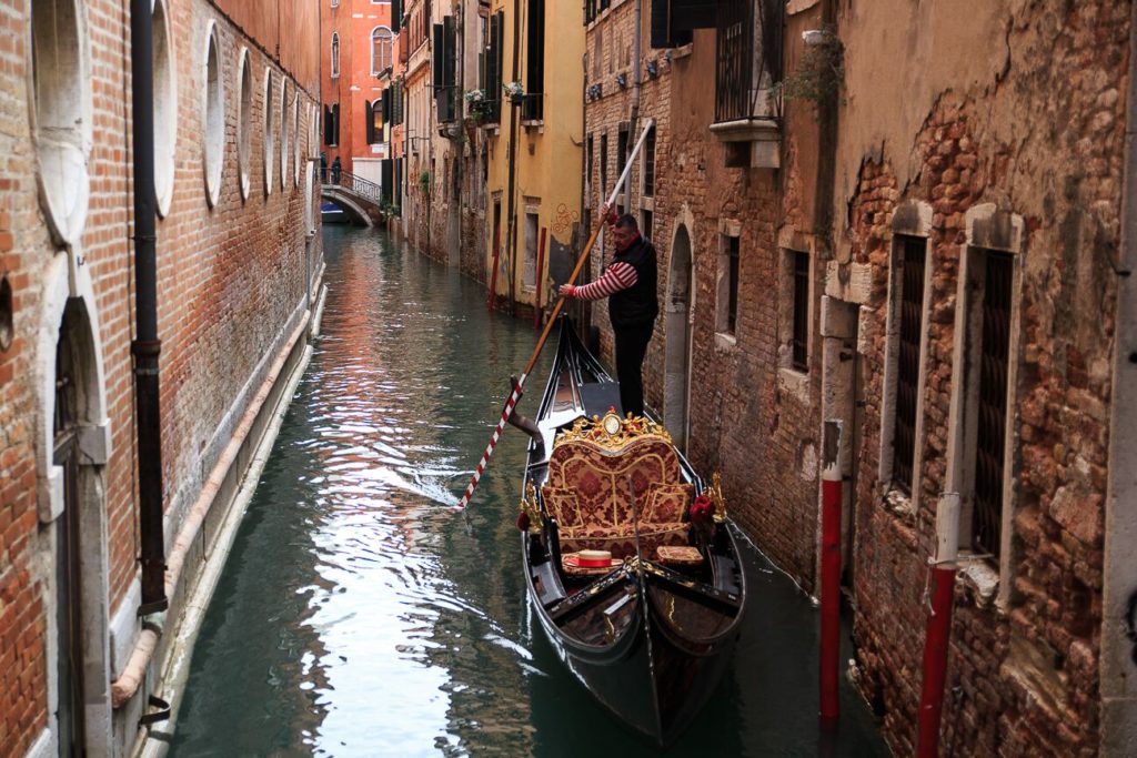 Para frenar el turismo masivo, Venecia cobrará entrada a los turistas