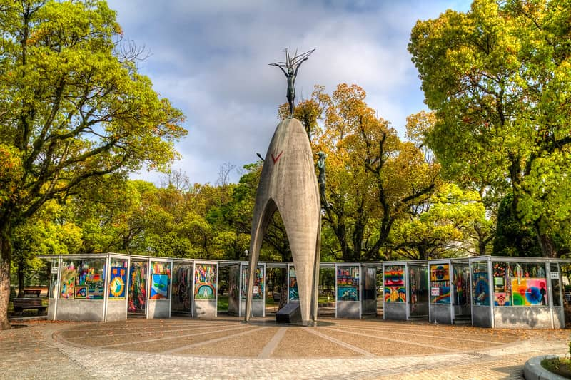 image cosas para hacer en Hiroshima 4 Monumento a la Paz de los Ninos