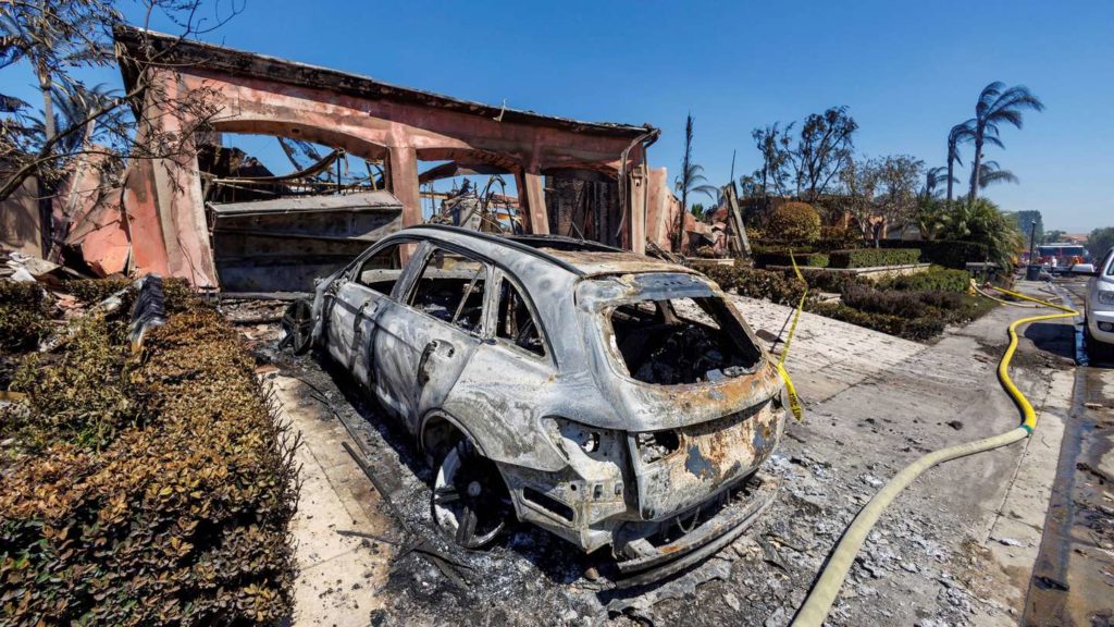 Los incendios en California no dan tregua y se ven agravados por la sequía histórica que afecta al oeste norteamericano ya que es la peor en los últimos 1.200 años. 