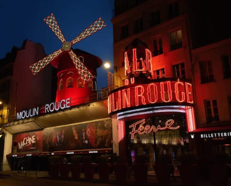 Habitación secreta en el molino del Moulin Rouge