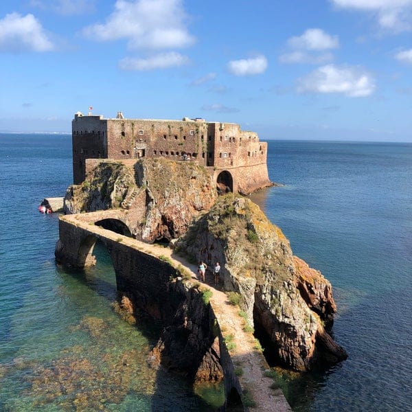 image Cómo llegar a la Isla Berlenga Grande Como llegar a la Isla Berlenga Grande el spot mas encantador y paradisiaco de Portugal 5